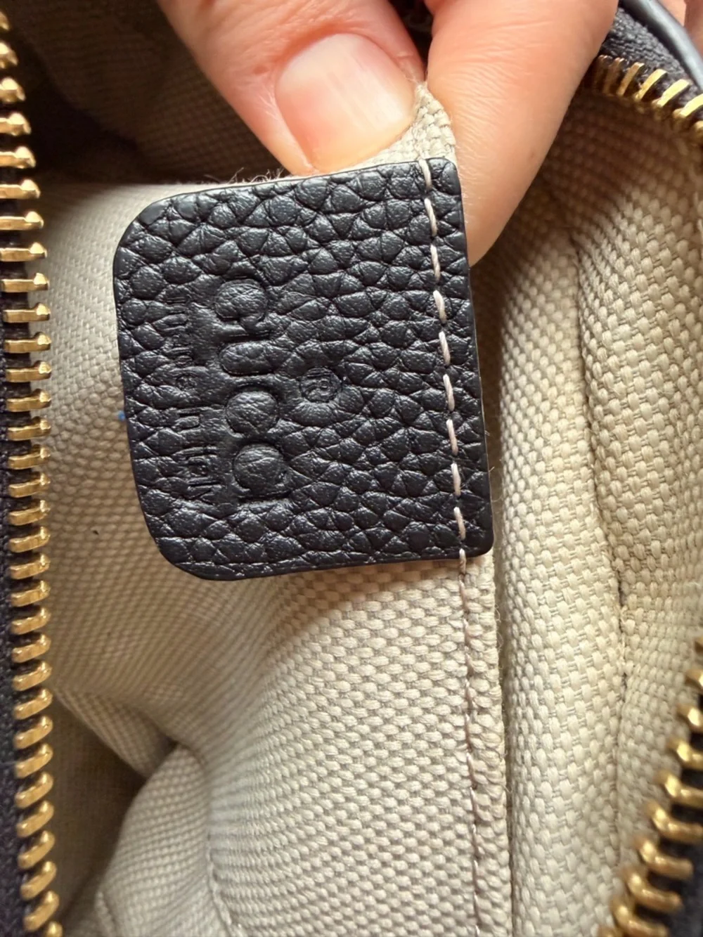 Gucci Black Pebbled Leather Disco Crossbody with Tassel - Picture 7 of 16